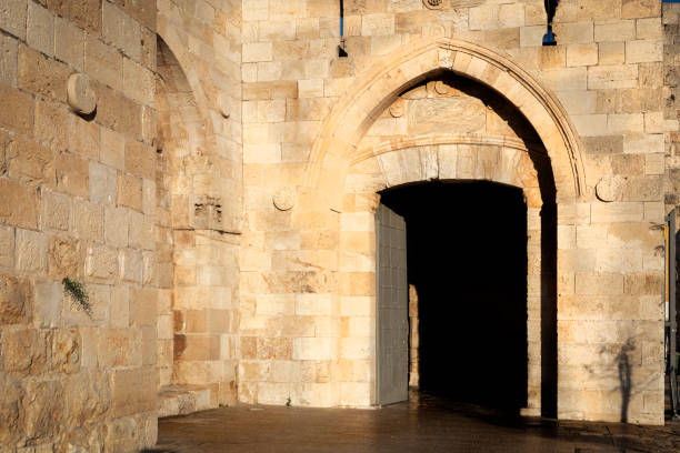 istock Jaffa gate - The Old City of Jerusalem 1339119346