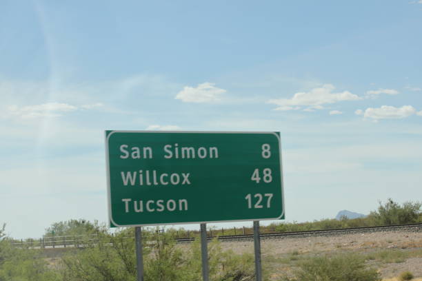 istock Driving west on Interstate 10 in Arizona 1339128878