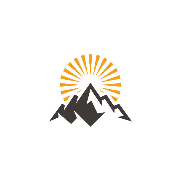 mountain hill peak und sonnenstrahlen für outdoor adventure logo design - berggipfel stock-grafiken, -clipart, -cartoons und -symbole