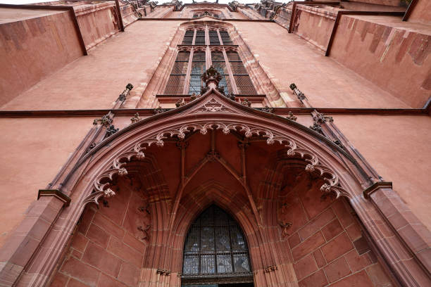 istock Frankfurt Cathedral Kaiserdon St Bartholomaus 1339237415