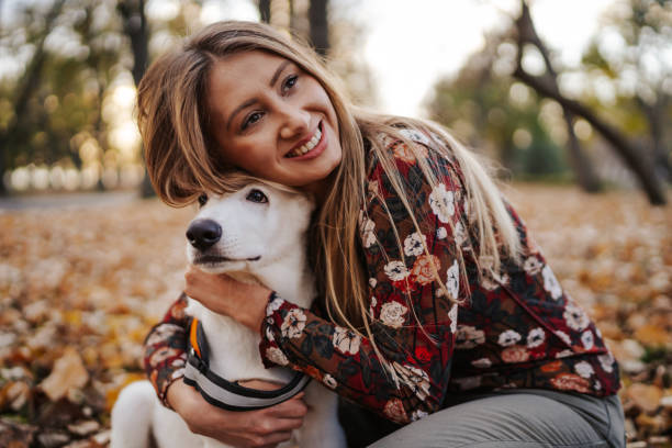 istock Hug of truly friendship 1339239424