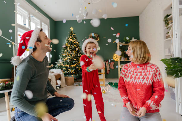 istock Festive atmosphere on Christmas morning 1339257828