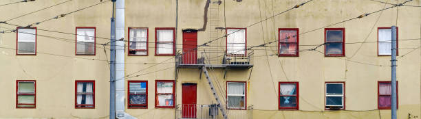 istock Gloomy apartment building 1339288471