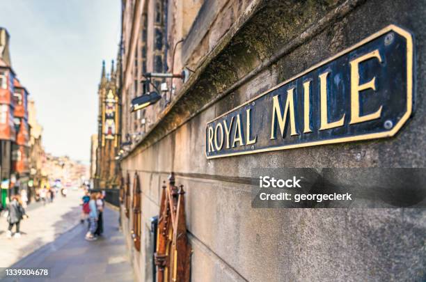 Royal Mile In Edinburghs Old Town Stock Photo - Download Image Now - Edinburgh - Scotland, Royal Mile, Tourism