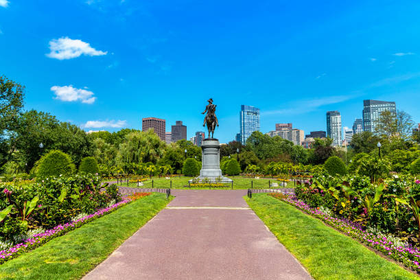istock George Washington Statue in Boston 1339316147