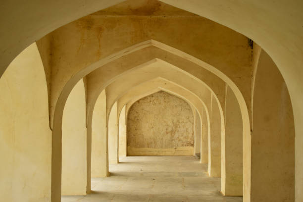 istock Islamic Architectural Art Design on Wall Walking Corridors 1339372634