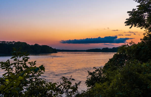 istock Beautiful sunset on Missouri River from the trees as seen from the trees 1339388004