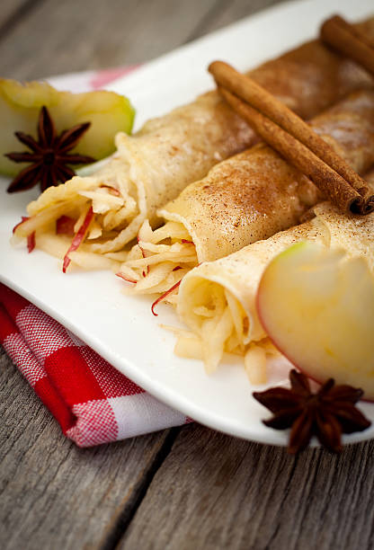 istock Crepes with apple, honey and cinnamon 133940503