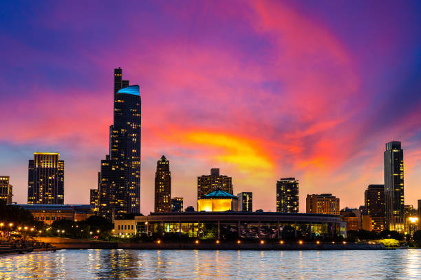 istock Chicago at sunset, Illinois 1339494222