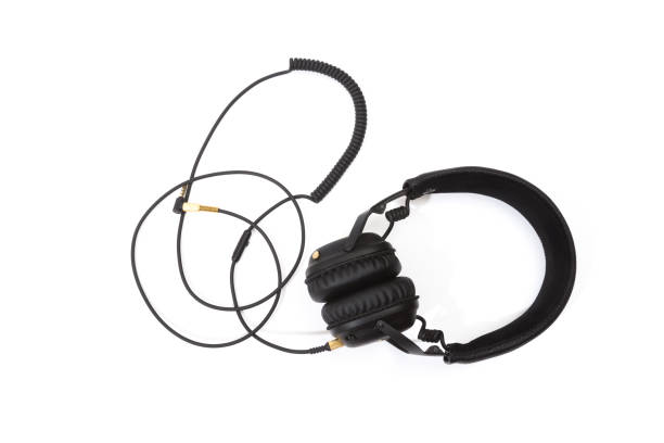 istock headphones isolated on white background - Image 1339523368