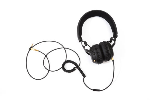 istock headphones isolated on white background - Image 1339523370