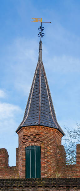 istock Detail of a building with architectural ornament 1339650021