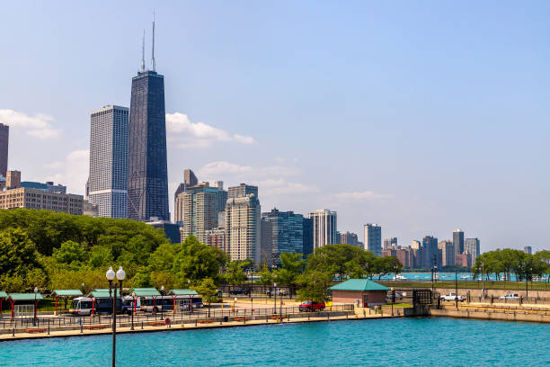 istock Cityscape Chicago at Lake Michigan 1339685065
