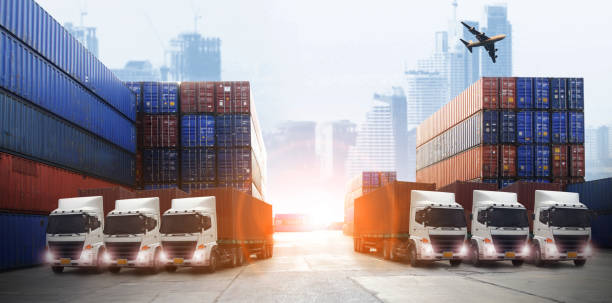Double exposure of work area industry and safety concept container truck ,ship in port and freight cargo plane in transport and import-export commercial logistic ,shipping business industry doble exposición de la industria del área de trabajo y el concepto de seguridad del camión portacontenedores, buque en puerto y avión de carga de carga en el transporte y la logística comercial de importación-exportación, industria del negocio marí