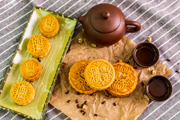 istock Traditional Chinese food mooncake and tea 1339834797