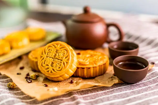 Traditional Chinese food mooncake and tea