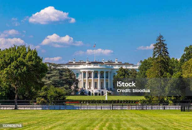 The White House In Washington Dc Stock Photo - Download Image Now - White House - Washington DC, City, Tourist