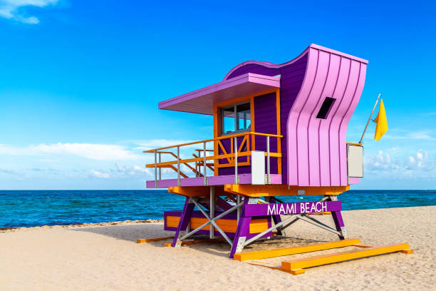 istock Lifeguard tower in Miami Beach 1339847314