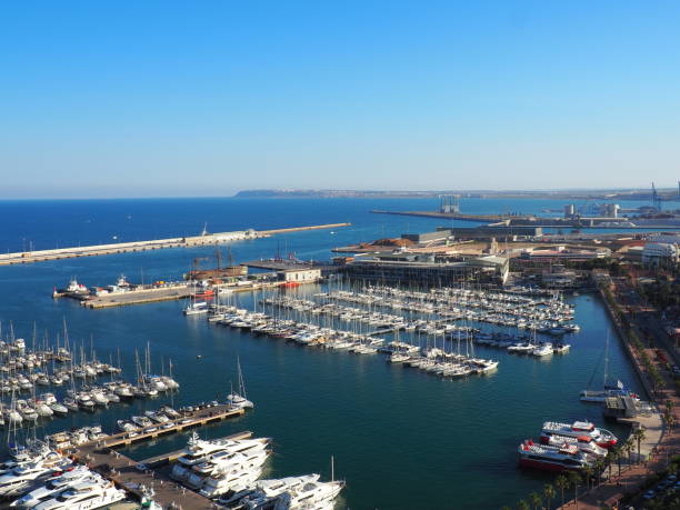 istock Port of Alicante 1339919030