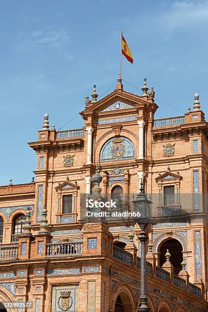 Palacio Español Plaza De España En Sevilla Foto de stock y más banco de imágenes de Aire libre - Aire libre, Arquitectura, Arquitectura exterior