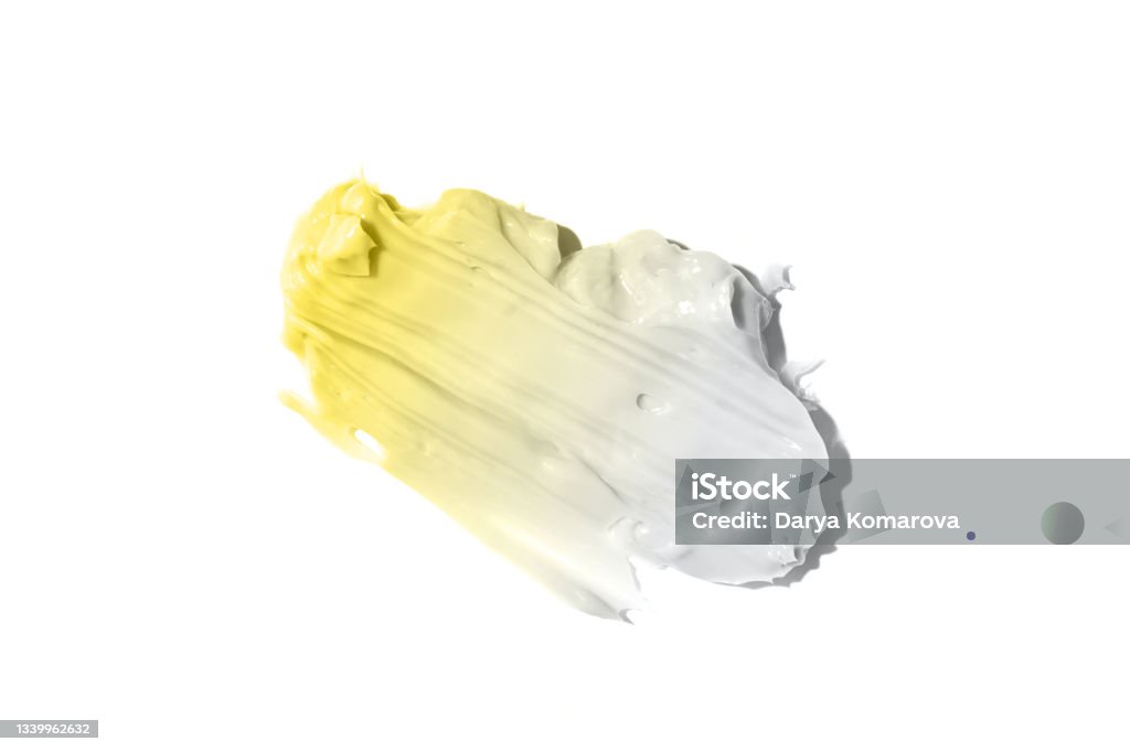 Smear Dan Tekstur Krim Warna Kuningputih Terisolasi Pada Latar Belakang