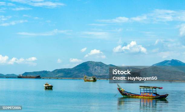 Beautiful Landscape In Cam Ranh Bay Vietnam Stock Photo - Download Image Now - Asia, Fishing Boat, Horizon