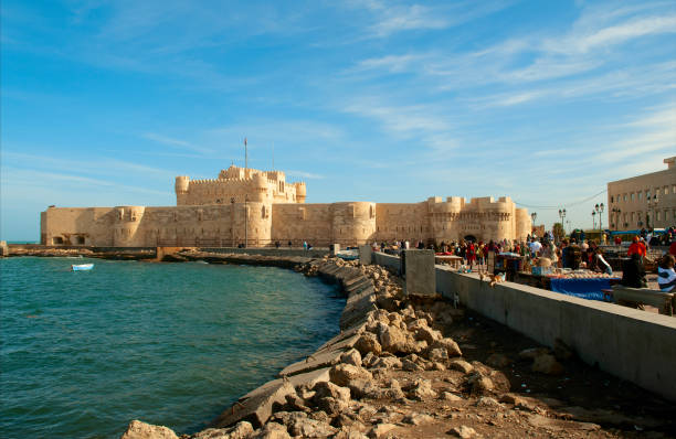 qaitbay - alexandrie photos et images de collection