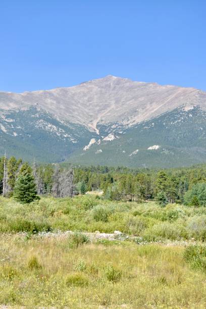 istock Rocky Mountain National Park Longs Peak 1340106423
