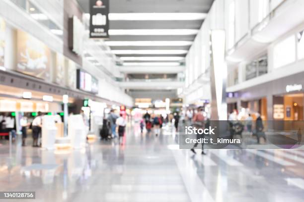 Defocused Hallway Stock Photo - Download Image Now - Shopping Mall, Backgrounds, Japan