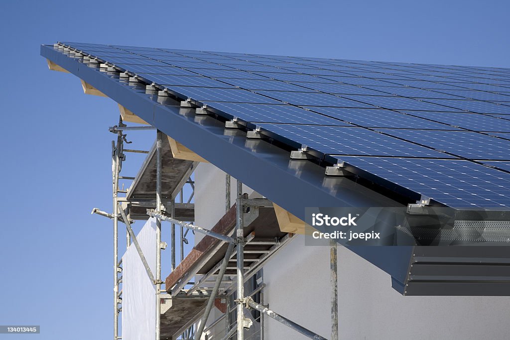 Construir com energia solar, n.o 5 - Royalty-free Painel Solar Foto de stock