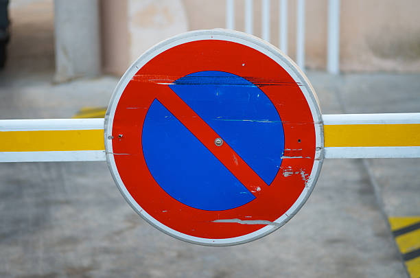 istock French no parking sign 134024333