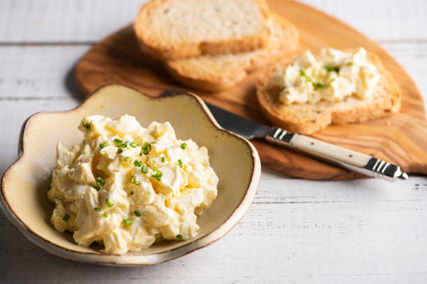 Jewish tradition Traditiional Jewish egg pâté on toasted bread. kosher starter recipes stock pictures, royalty-free photos & images