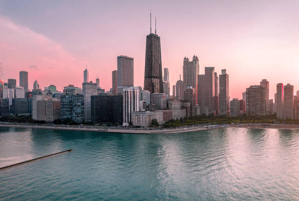 istock Sunset over Chicago's Oak Street beach and skyline 1340263402