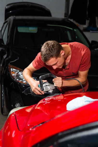 istock car polishing 1340285832