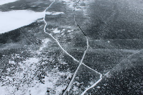 istock Dillon Reservoir, frozen 1340376782
