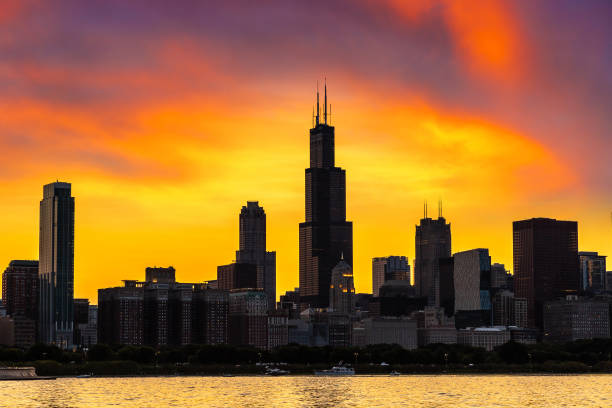 istock Chicago at sunset, Illinois 1340382347