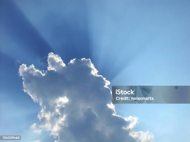 Heavenly Солнечных Лучей — стоковые фотографии и другие картинки Без людей - Без людей, Бог, Горизонтальный
