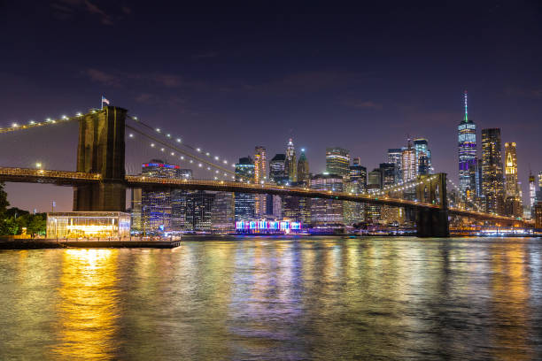 istock Brooklyn Bridge and Manhattan at night 1340397339