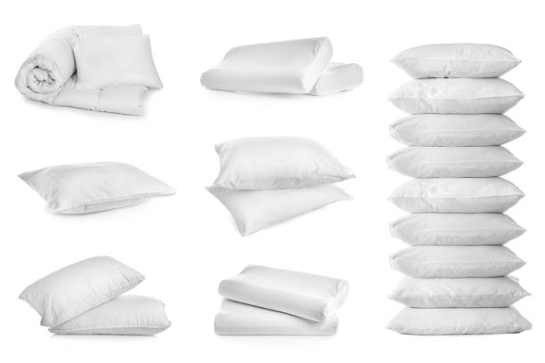 collage aus verschiedenen weichen kissen auf weißem hintergrund - pillow cushion isolated bedding stock-fotos und bilder
