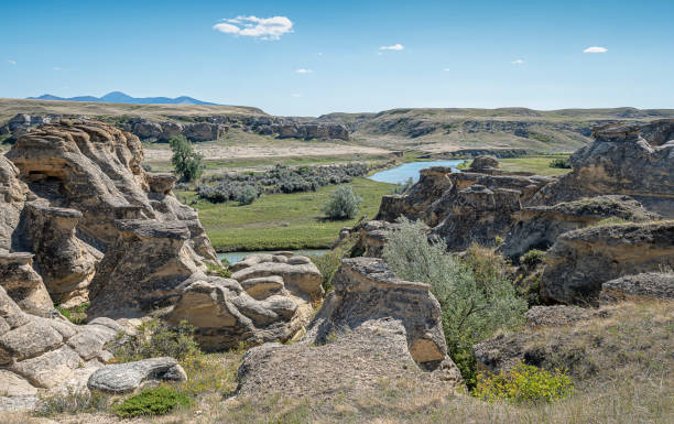 istock The Milk River Valley at Writing on Stone 1340475535