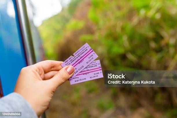 A Tourist Is Holding A Ticket For A Train In Sri Lanka In Her Hand Traveling Around Sri Lanka By Train-foton och fler bilder på Biljett
