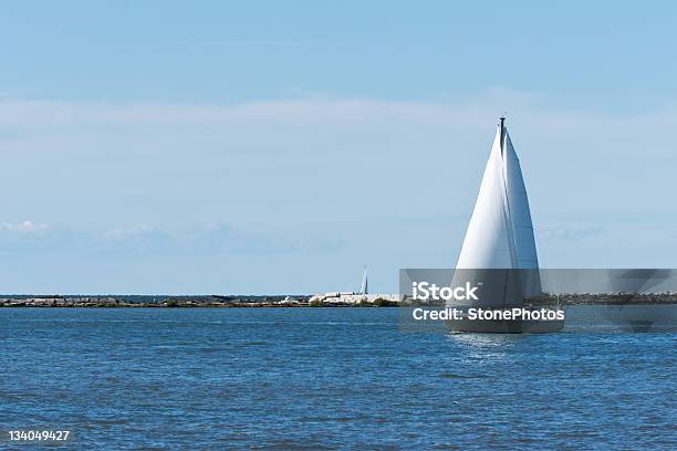 Sailing Lake Erie Stock Photo - Download Image Now - Lake Erie, Ohio, Sailboat