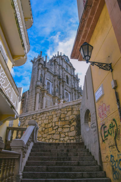 macao ruinen der saint paul's cathedral - unesco world heritage site macao church stone stock-fotos und bilder