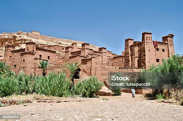 El Fort De Ait Benhaddou Marruecos Foto de stock y más banco de imágenes de Aire libre - Aire libre, Ait Benhaddou, Aldea