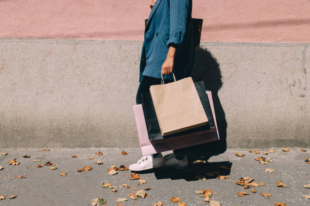istock An Anonymous Woman in Shopping 1340589361