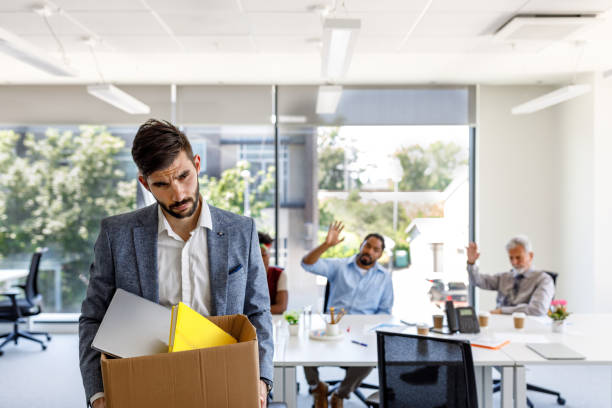 istock A Man Failed at the Job and Leaving the Office. 1340597196