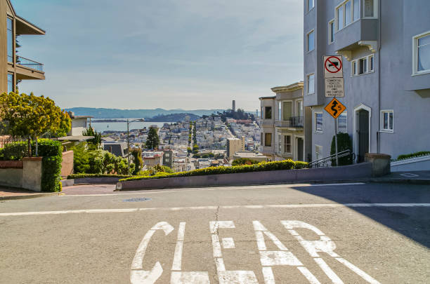 istock Looking down from corner Hyde and Lombard streets, San Francisco, CA, USA. 1340600726