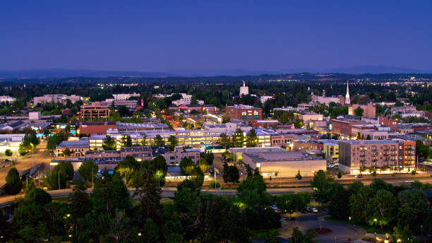istock Salem, Oregon illuminated at Night - Aerial 1340606093