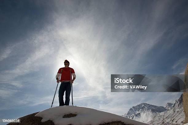 Krücken Stockfoto und mehr Bilder von Abenteuer - Abenteuer, Dramatischer Himmel, Extremlandschaft