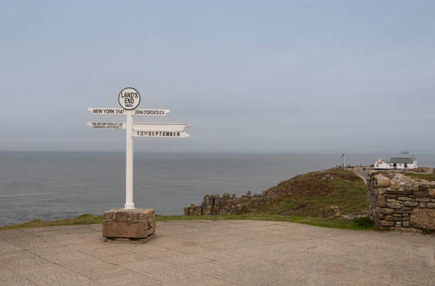 istock Lands End Cornwall,The Iconic Signpost,Land's End 1340654343